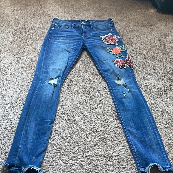 Express Mid Rise Jeans with Flower Embellishments - Picture 2 of 2